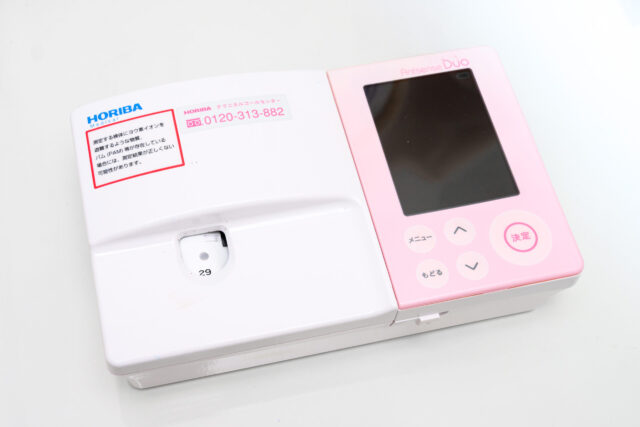 小型電極式グルコース分析装置