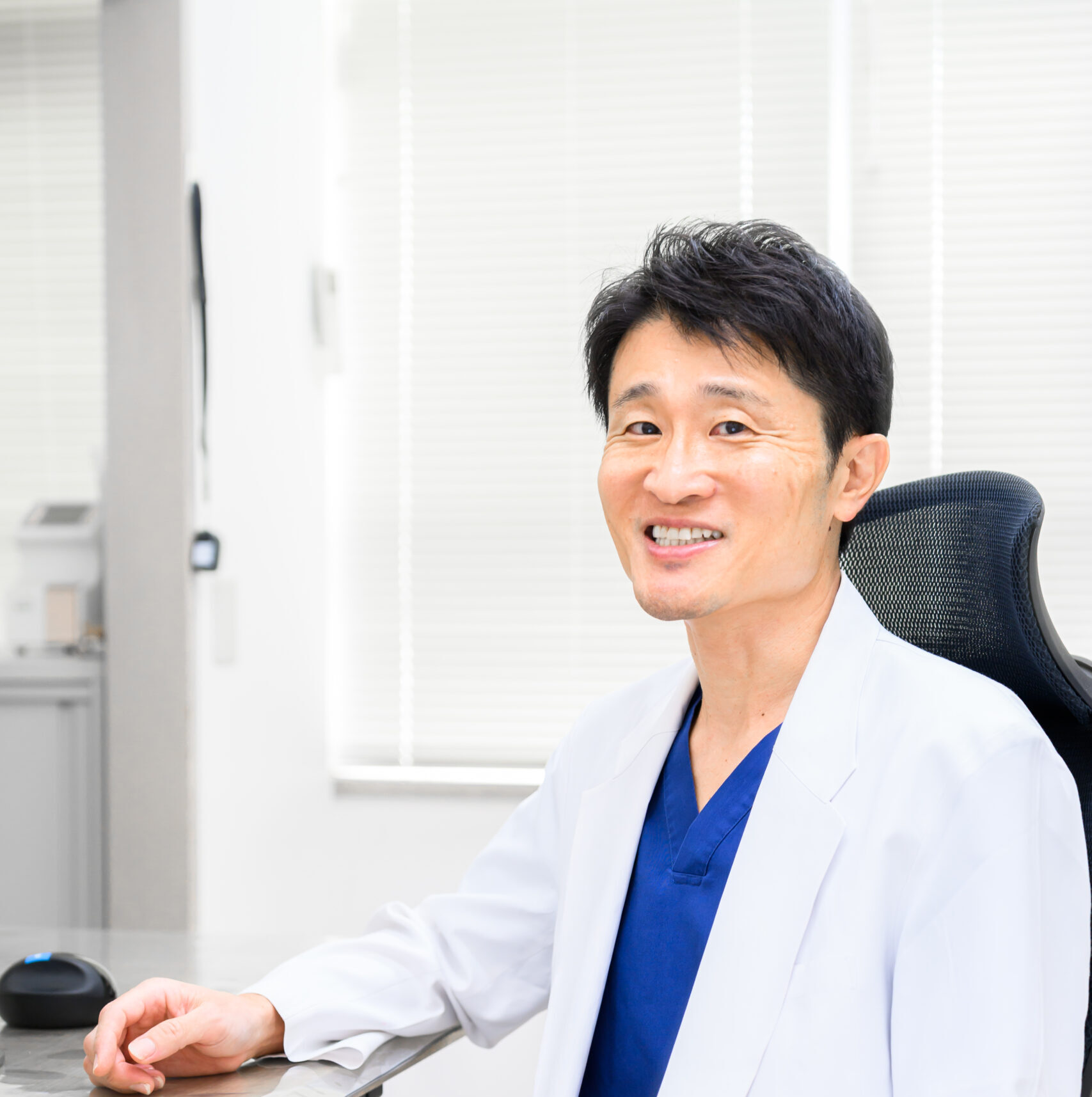 メインビジュアル02（PC）